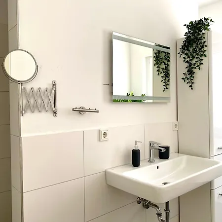 Kstay Penthouse Mit Parkplatz Zentral In Eltville * التيف