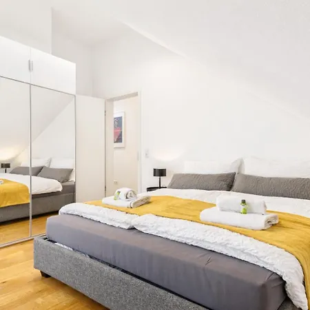 Kstay Penthouse Mit Parkplatz Zentral In Eltville * 엘트빌레