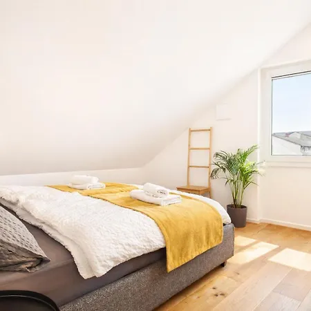 Kstay Penthouse Mit Parkplatz Zentral In Eltville 아파트