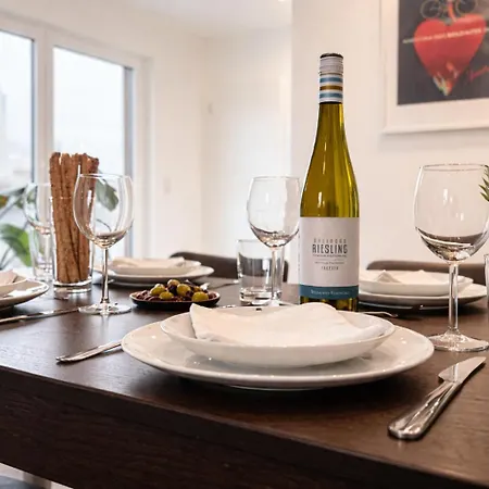 Kstay Penthouse Mit Parkplatz Zentral In Eltville Apartmán