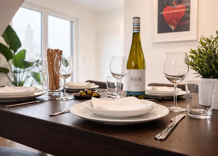 Kstay Penthouse Mit Parkplatz Zentral In Eltville Apartmán